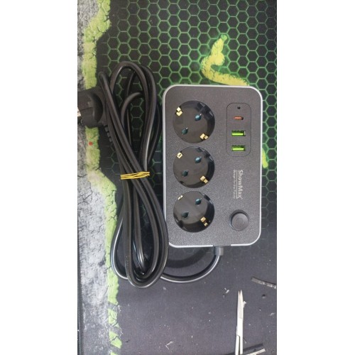 Yeni Nesil Akım Korumalı Priz Wifi Kamera